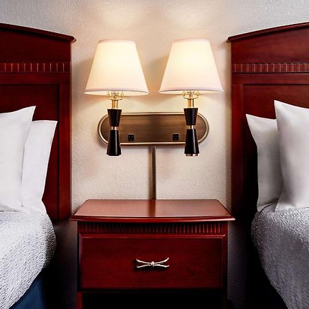 Hampton Inn Longmont Buitenkant foto
